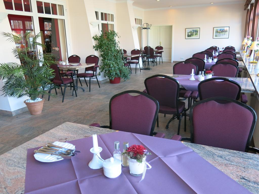 Hotel Hafen Hitzacker - Elbe Buitenkant foto