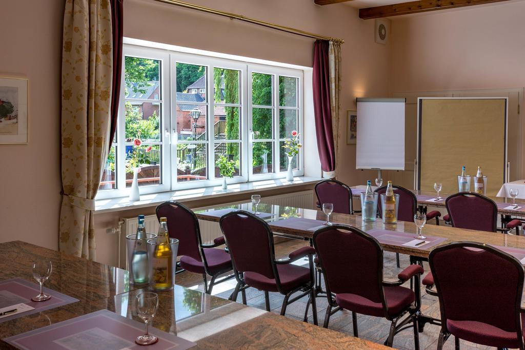 Hotel Hafen Hitzacker - Elbe Buitenkant foto